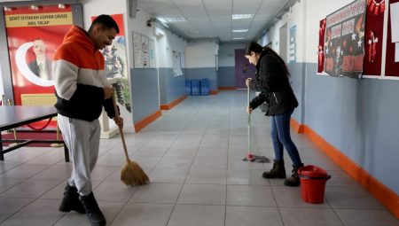 Kan Vermek İçin Gittiği Hastanede Arkadaşına Karaciğerini Verdi