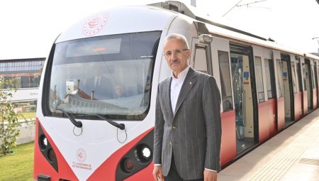 Abdulkadir Uraloğlu’ndan İstanbullulara müjde! 2 metro hattı daha açılıyor