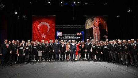 Atatürk’ün Antalya’ya gelişinin 94. Yıldönümü törenle kutlandı