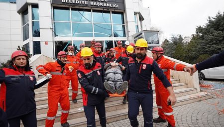 Beylikdüzü Belediyesi’nden Deprem Tatbikatı