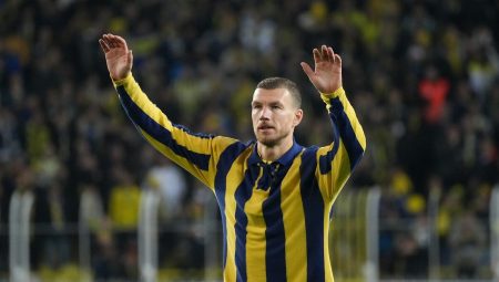 Edin Dzeko’dan takım arkadaşlarına motivasyon: Avrupa’da kupa kazanabiliriz