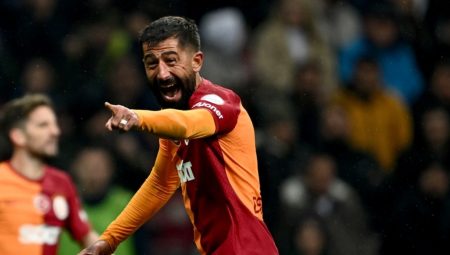 Kerem Demirbay, kariyerinde ilk kez hat-trick yaptı