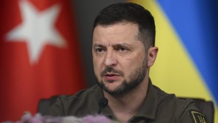 Ukrayna Devlet Başkanı Zelensky, İstanbul’a geldi