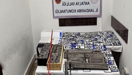 Antalya’da sahte plaka atölyesine baskın: 1 kişi gözaltına alındı