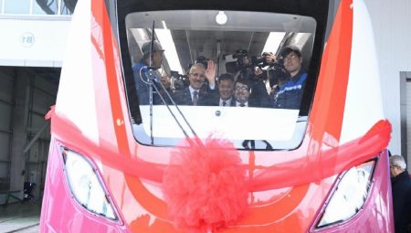 Arnavutköy-İstanbul Havalimanı Metro Hattı yarın açılıyor