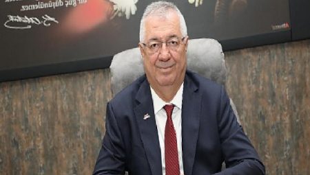 Başkan Ertaş’tan çiçek yerine eğitime destek çağrısı