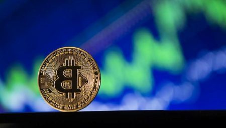 Bitcoin zirve tazeledi: 73 bin 548 dolar