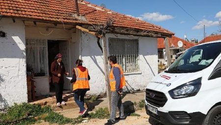 Büyükşehir’in Halk Mama desteği devam ediyor