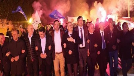 Çiftçi’ye Cumhuriyet Mahallesi’nde coşkulu karşılama