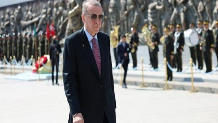 Cumhurbaşkanı Erdoğan Çanakkale’de şehitler abidesindeki törene katıldı