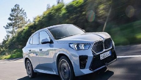 Dinamik Tasarım ve Geniş Yaşam Alanını Bir Arada Sunan Yeni BMW iX2 eDrive20 Satışa Sunuldu