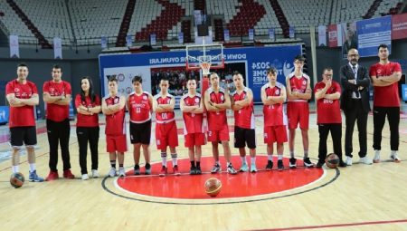 Down Sendromlu Milli Basketbol Takımı Trisome Oyunları’nda dünya şampiyonluğunu hedefliyor