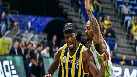 Fenerbahçe, Manisa Büyükşehir Belediyespor önünde hata yapmadı