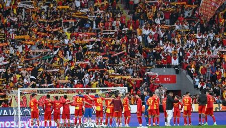 Göztepe 8’de 5 yaparsa Süper Lig’e yükselecek