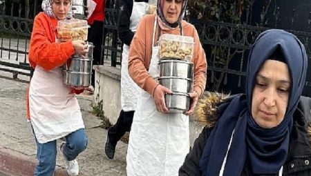 KOMEK ve ASEM’de Dayanışma ve Yardımlaşma Ruhu Ramazan Ayında Da Devam Ediyor