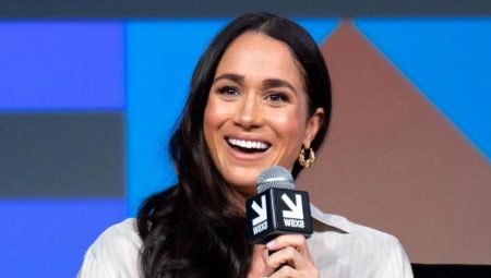 Meghan Markle, çocuklarına hamileyken online zorbalığa uğradığını açıkladı