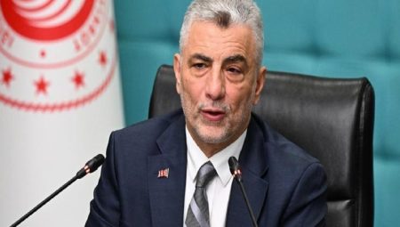 Ömer Bolat: Cari açıkta tarihi düşüş yaşandı