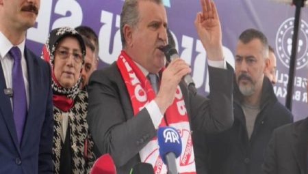 Osman Aşkın Bak’tan Bolu’ya yeni stat müjdesi