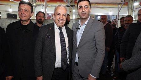 Şadi Özdemir’den CHP Gürsu adayı Haşim Öztürk’e destek