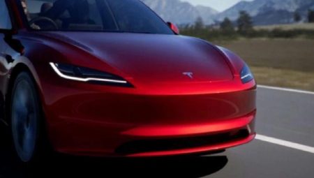 Tesla’nın uygun fiyatlı otomobil projesi gecikebilir