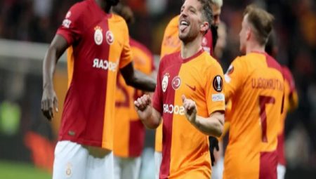 Yok artık Mertens! Attığı golü görenler gözlerine inanamıyor